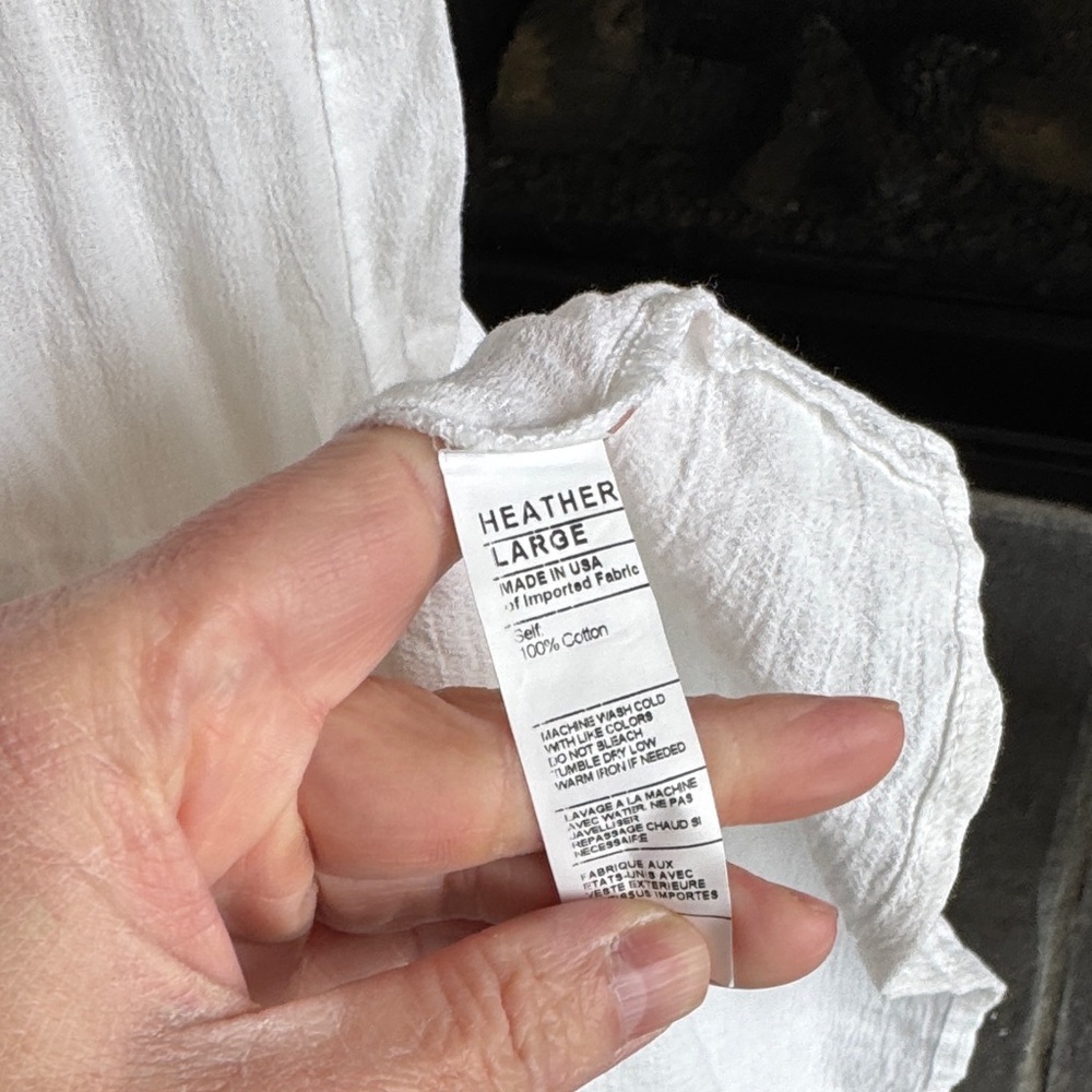 Bordeaux White Maxi Dress with Ruffle Sleeves - Picture 15 of 15